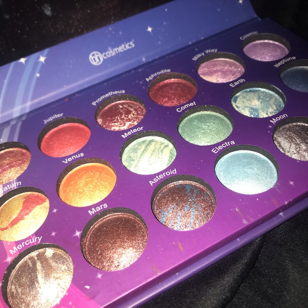 BH Cosmetics Galaxy Chic Palatte
